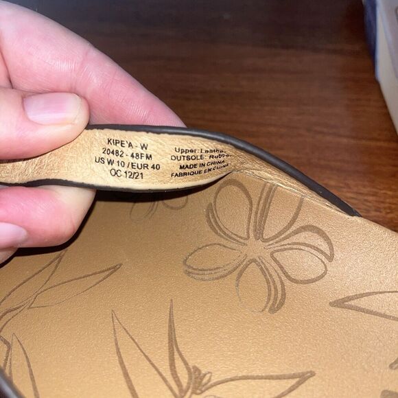 OLUKAI KIPE’A-W 20482-48FM Brown Leather Sandals Size 10 (40) Flip Flops Boat - Picture 4 of 4